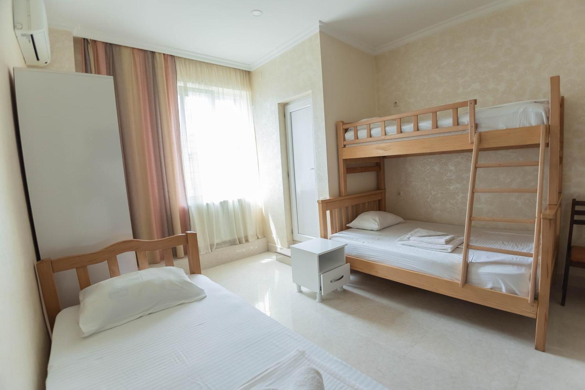 Guest House Ocean Force Batumi Exterior foto
